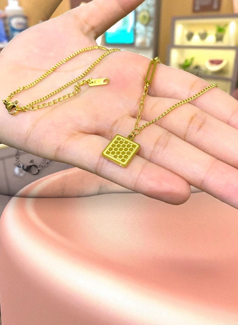 18k Gold Plated Stainless Steel Necklace For Women - Image 1